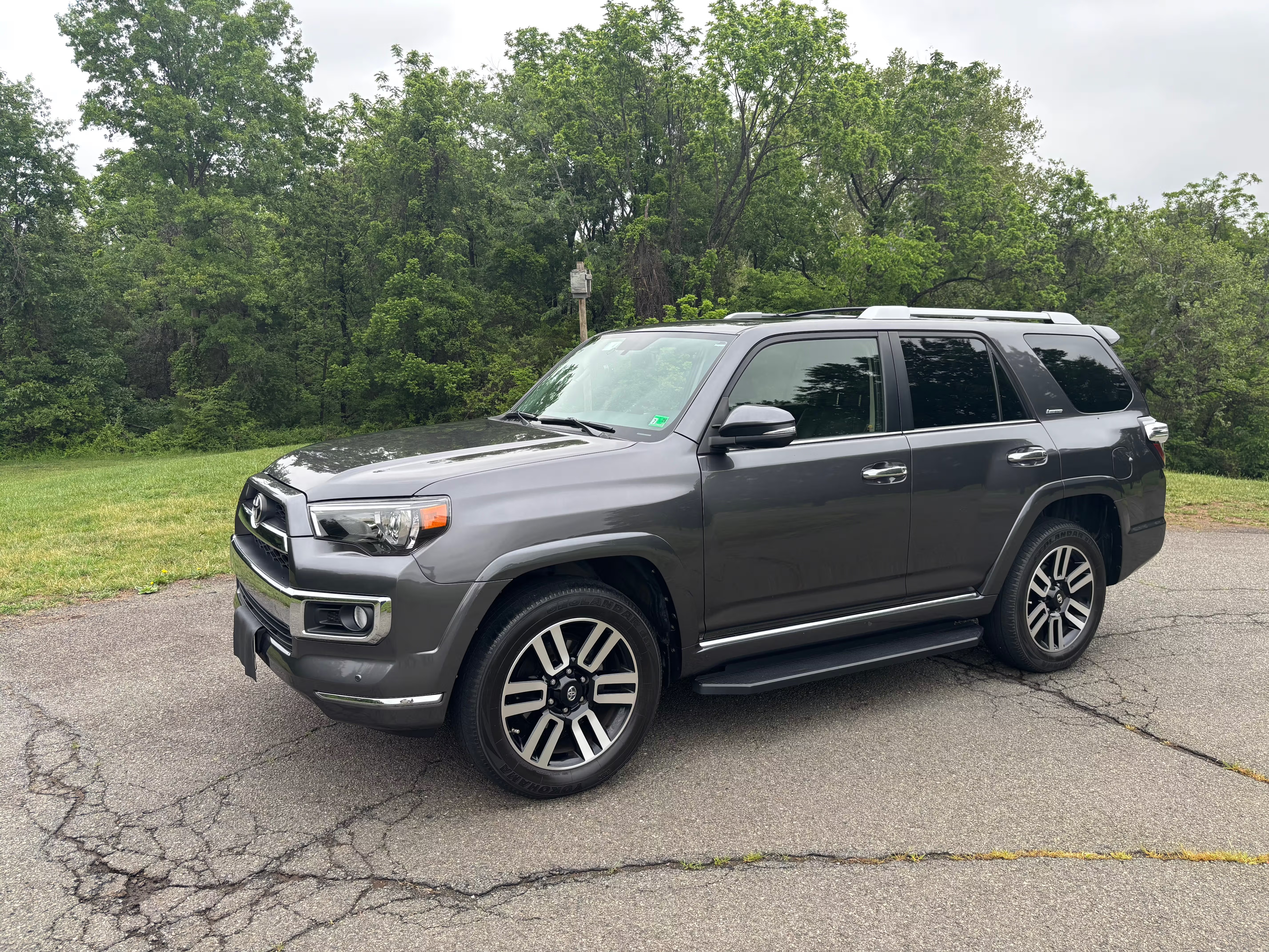 2018 Toyota 4Runner Limited 4WD primary image